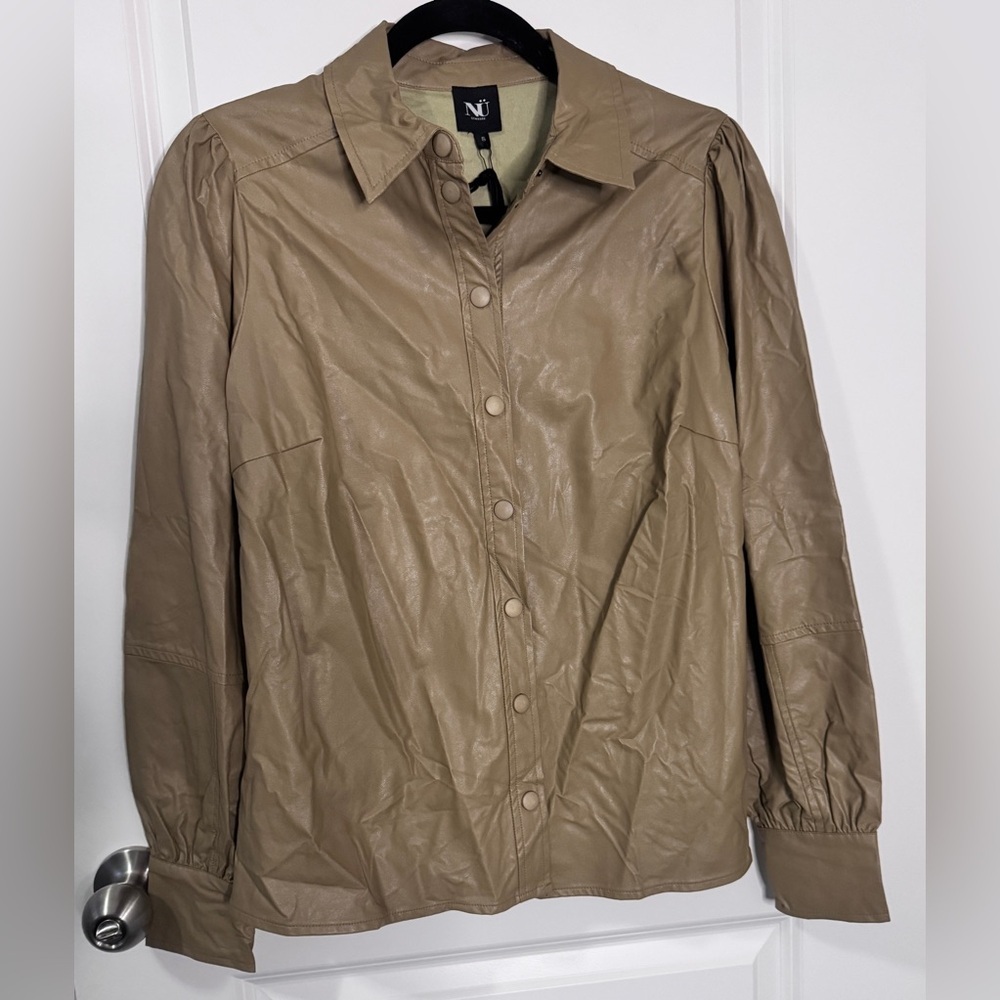 NWT-NU Faux Leather Button-Up Shirt Jacket in Taupe-Small